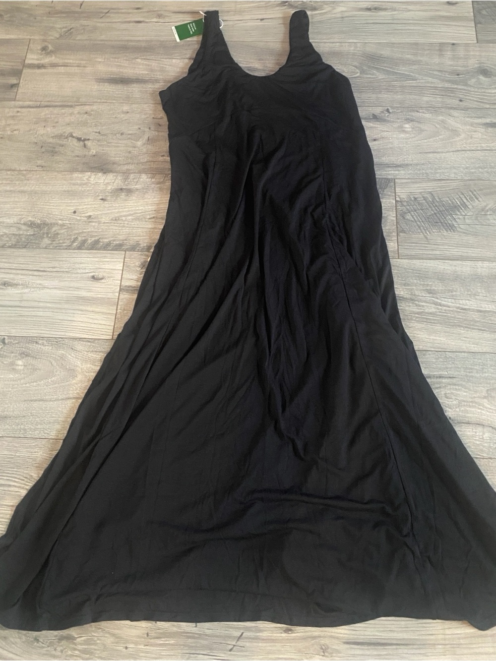 XLARGE .  HALARA U NECK BACKLESS SPLIT FLOWY MAXI TANK DRESS - Picture 5 of 9